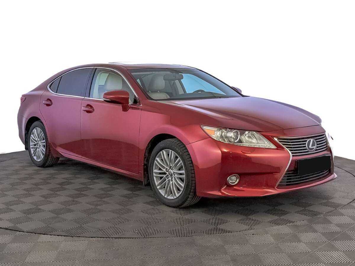Lexus ES 2013 года с пробегом. Фото: #2