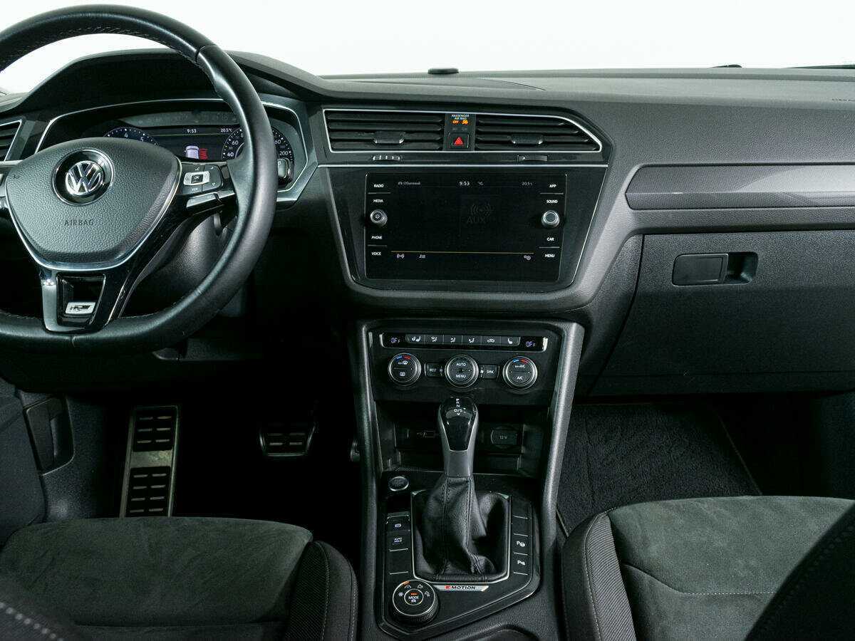 Volkswagen Tiguan 2018 года с пробегом. Фото: #8