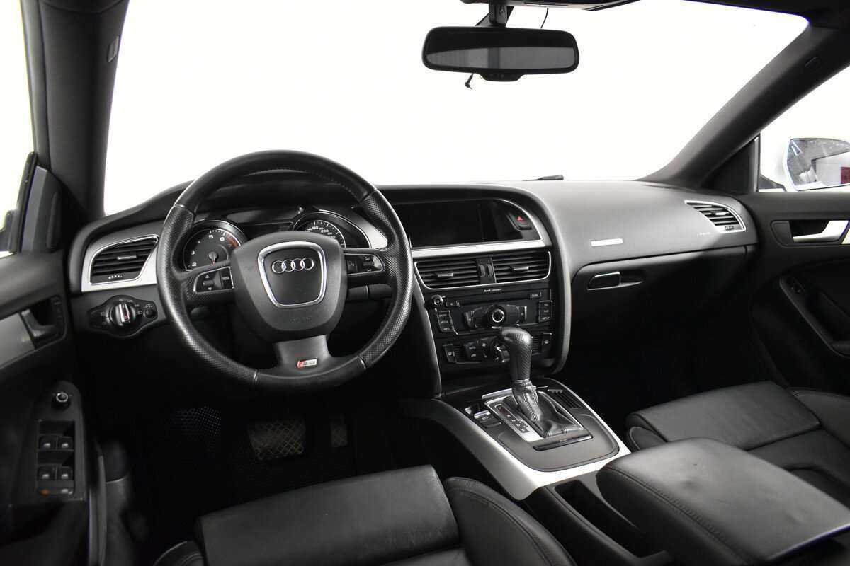 Audi A5 2011 года с пробегом. Фото: #9