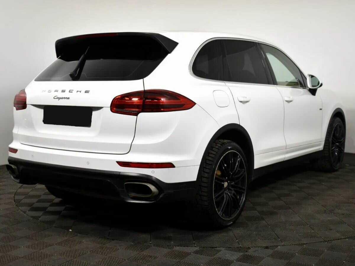 Porsche Cayenne 2015 года с пробегом. Фото: #3