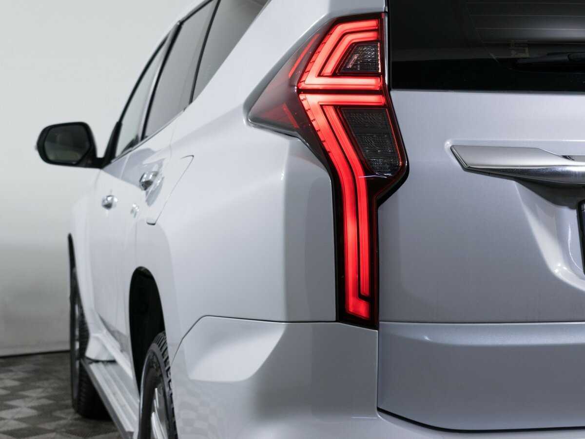 Mitsubishi Pajero Sport 2020 года с пробегом. Фото: #18