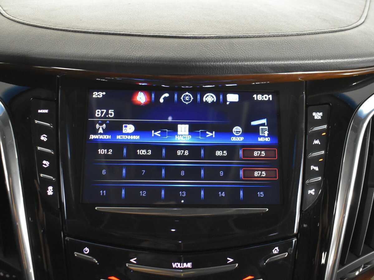 Cadillac Escalade 2018 года с пробегом. Фото: #23