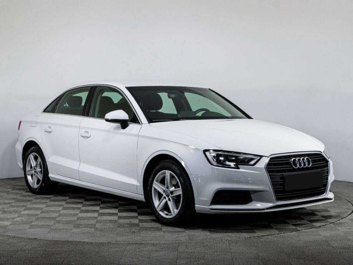 Audi A3 2019 года с пробегом. Фото: #2