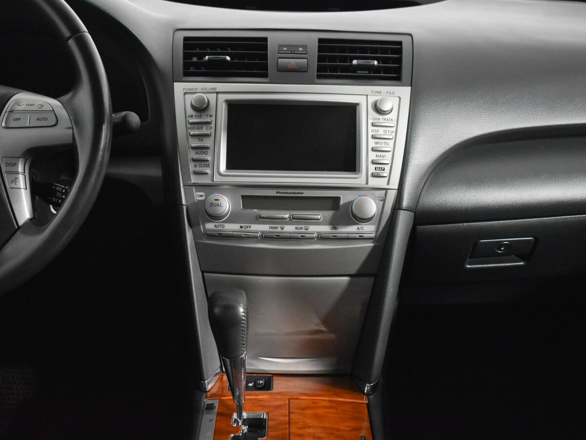 Toyota Camry 2010 года с пробегом. Фото: #14