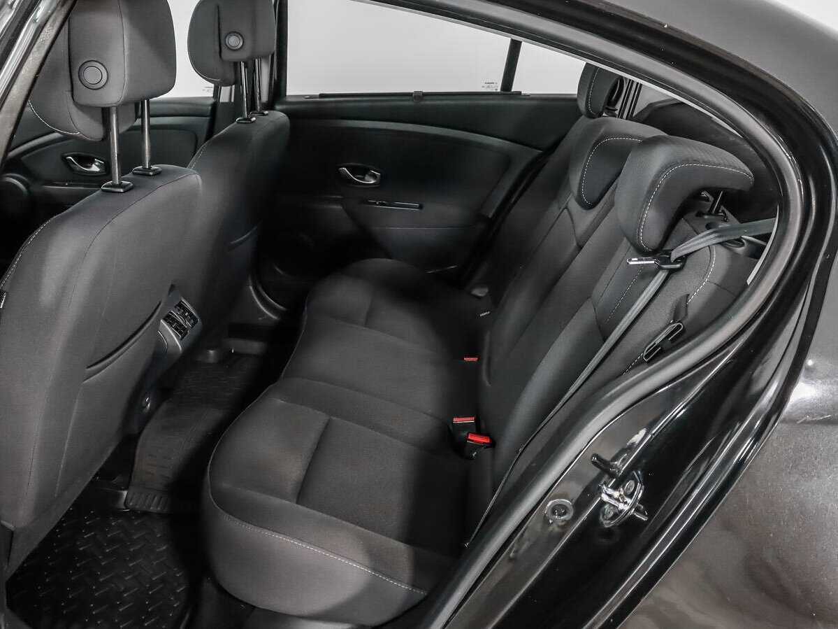 Renault Fluence 2011 года с пробегом. Фото: #10