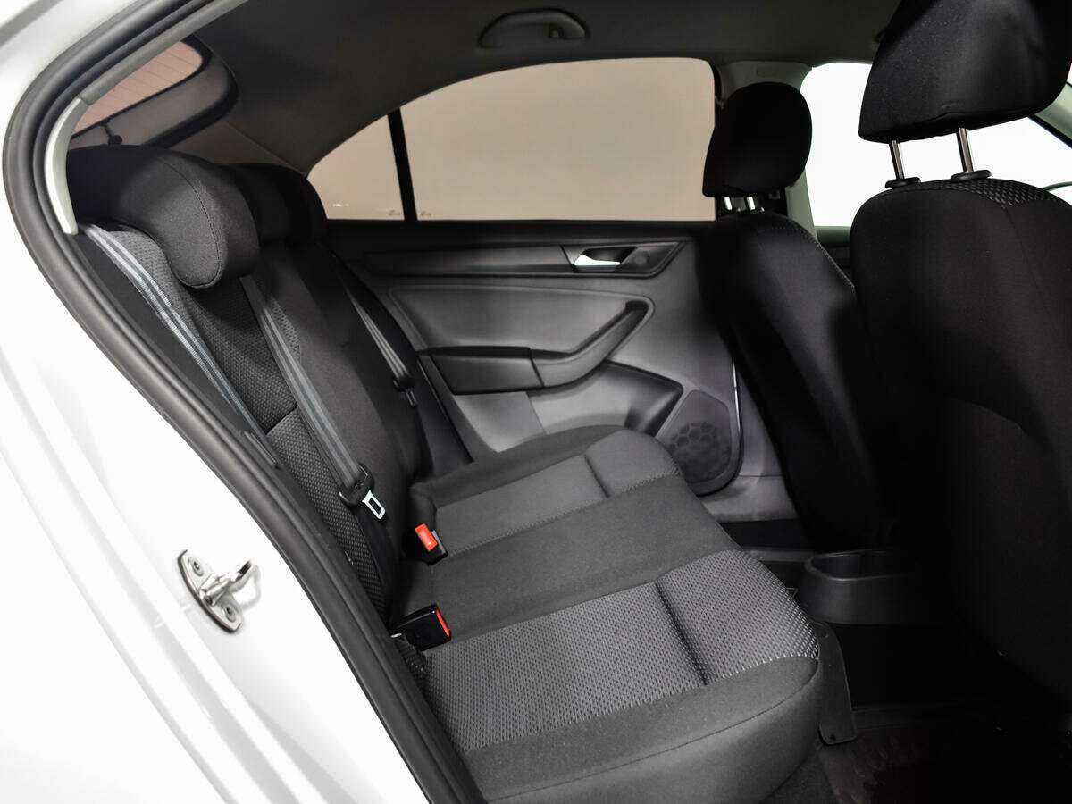 Volkswagen Polo 2021 года с пробегом. Фото: #9