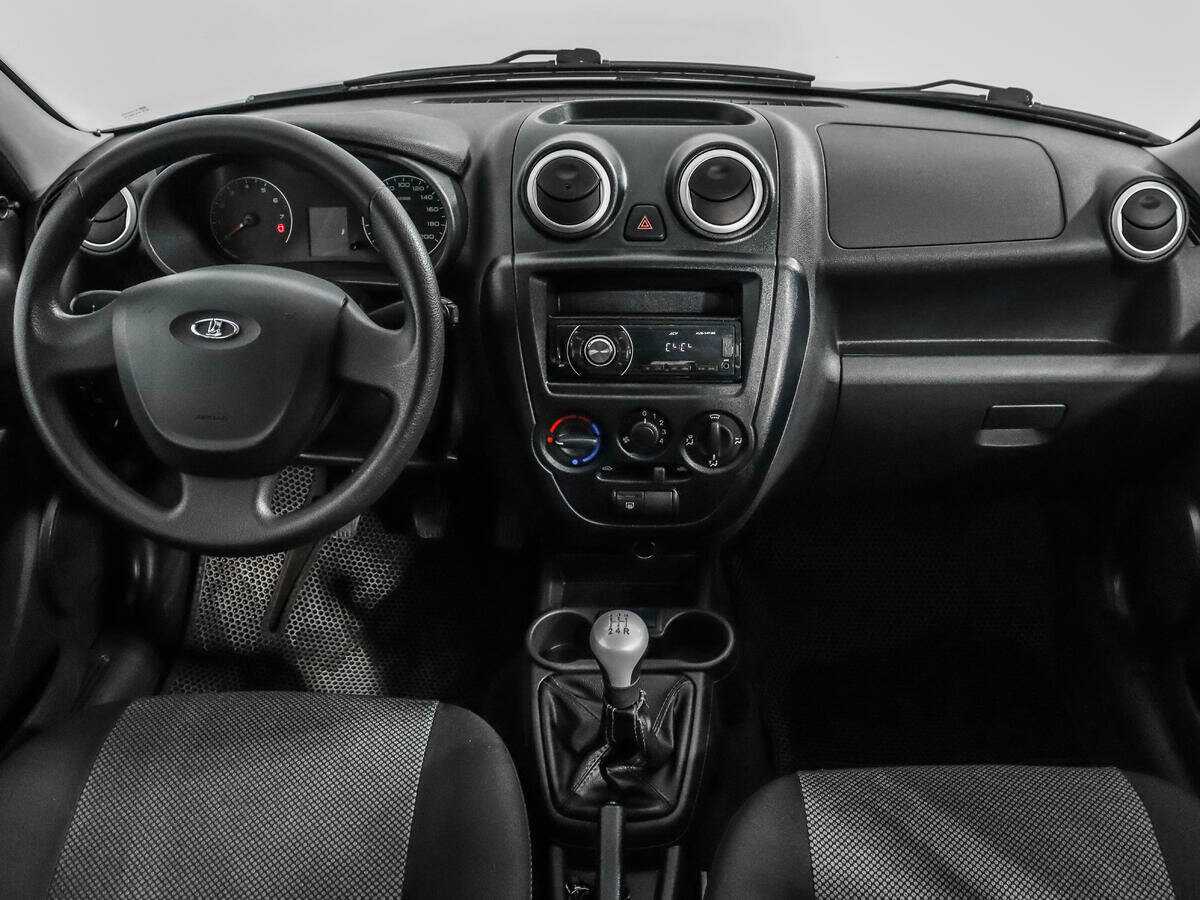 Lada (ВАЗ) Granta 2015 года с пробегом. Фото: #11