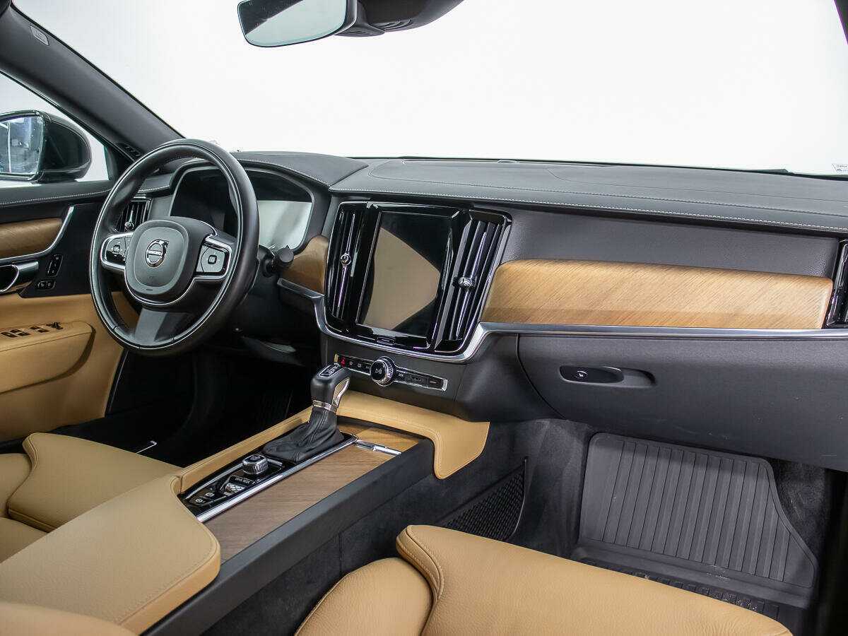 Volvo S90 2020 года с пробегом. Фото: #8