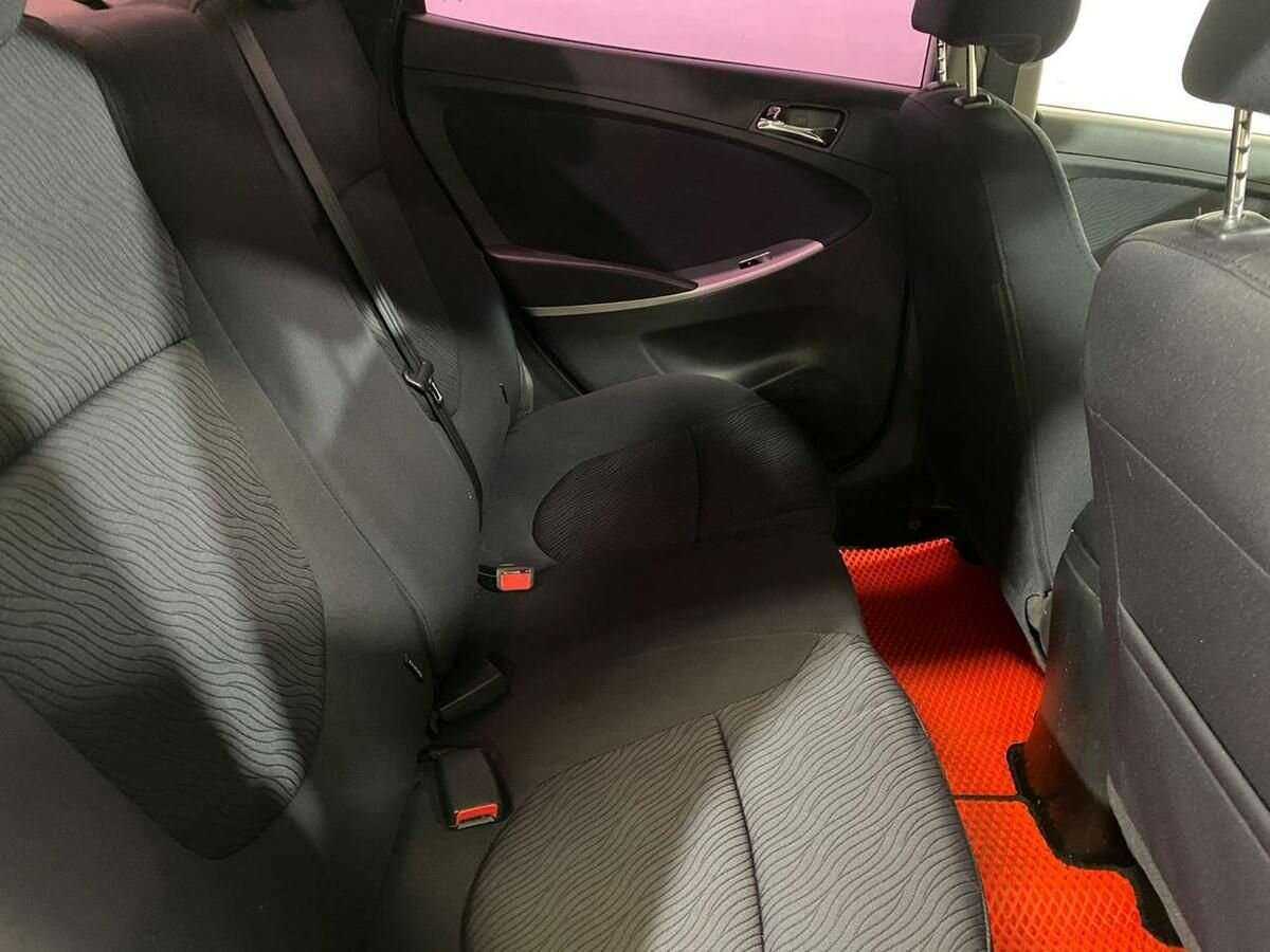 Hyundai Solaris 2013 года с пробегом. Фото: #10