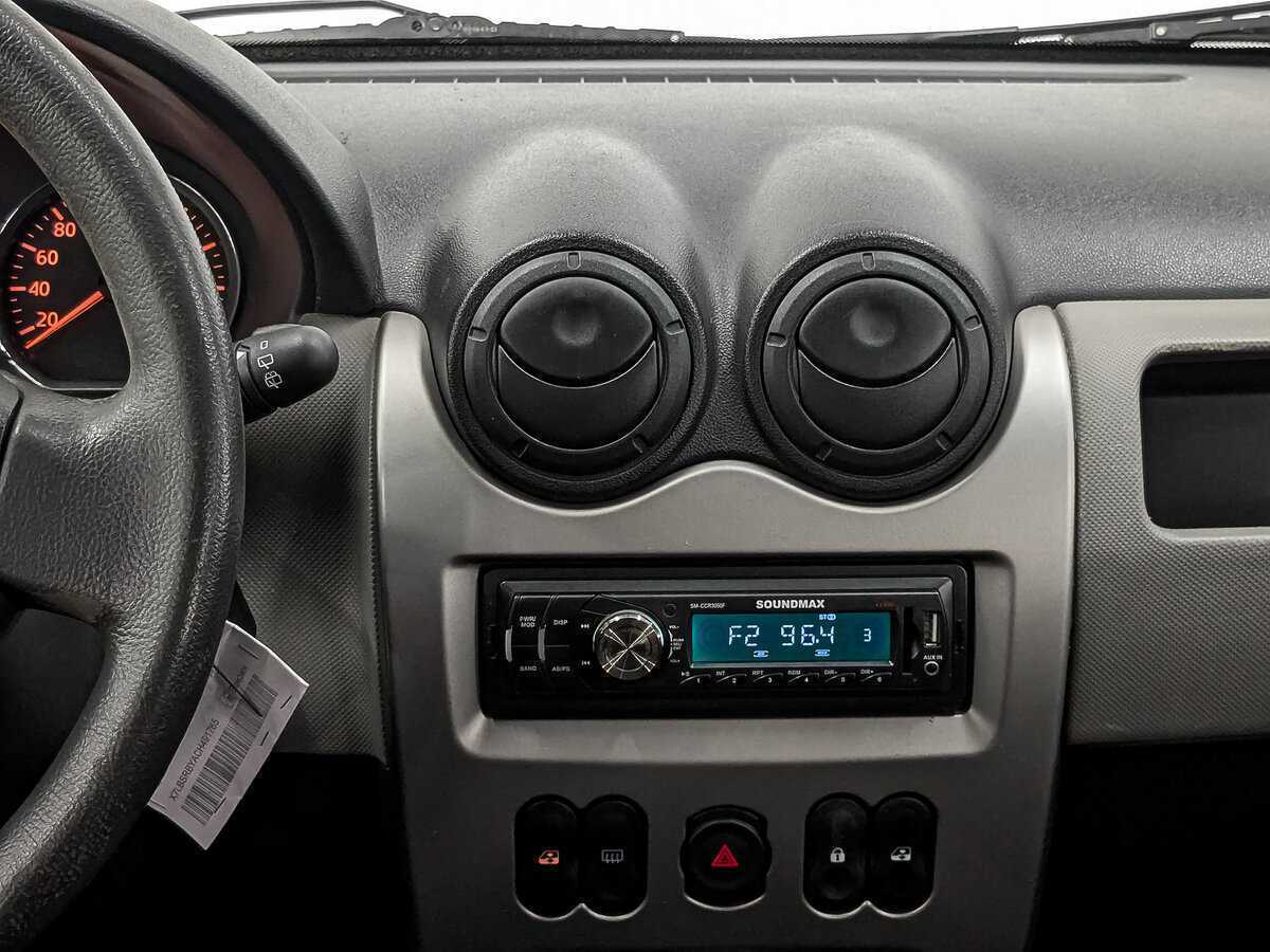 Renault Sandero 2012 года с пробегом. Фото: #16