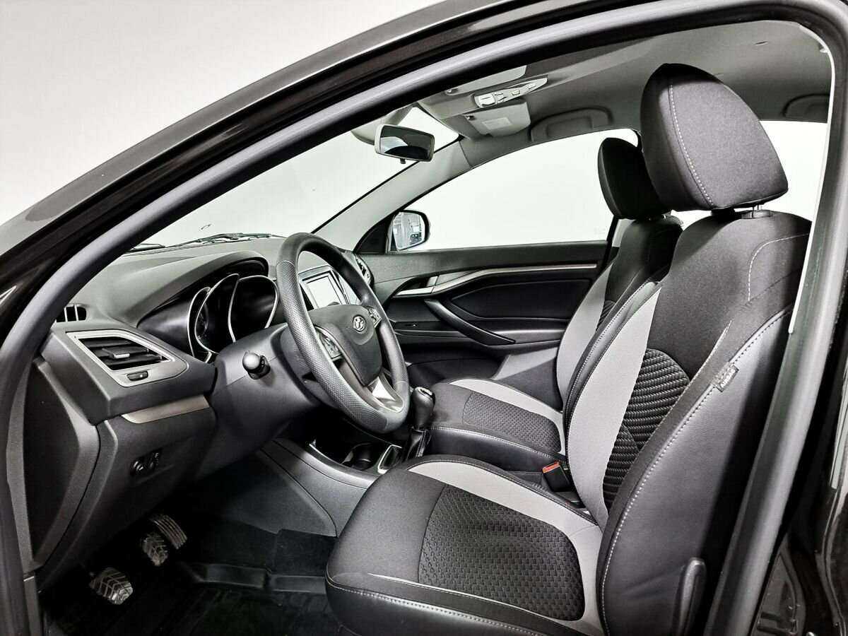 Lada (ВАЗ) Vesta 2017 года с пробегом. Фото: #10