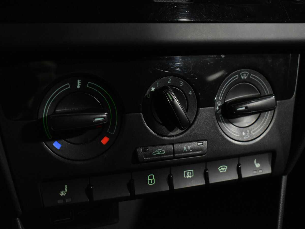 Skoda Rapid 2018 года с пробегом. Фото: #14