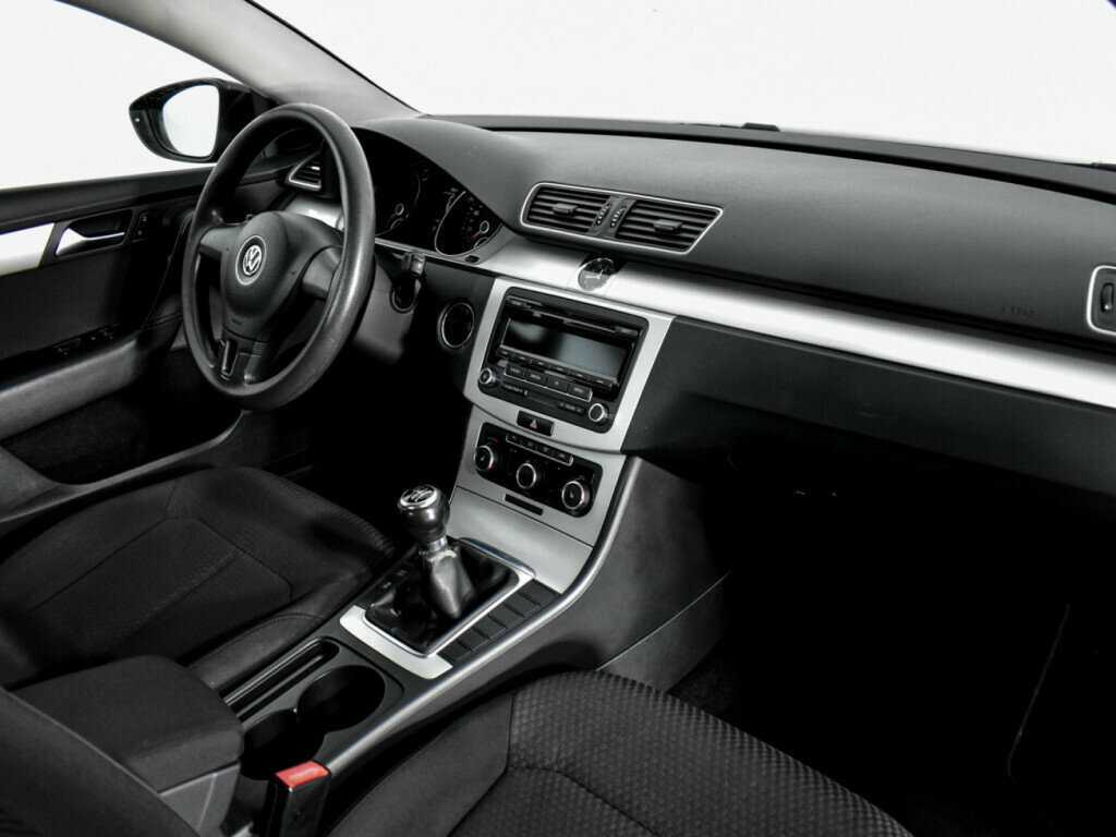 Volkswagen Passat 2011 года с пробегом. Фото: #8