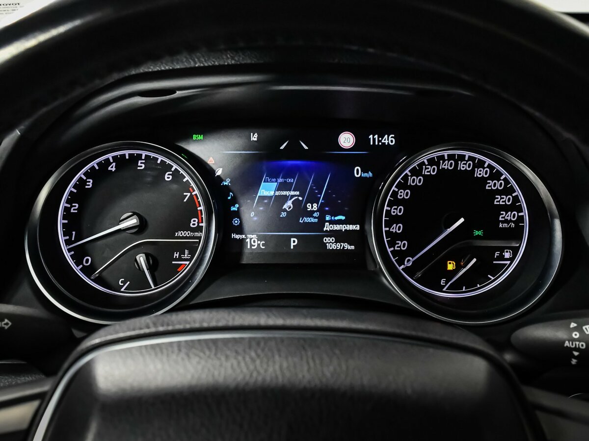 Toyota Camry 2021 года с пробегом. Фото: #7