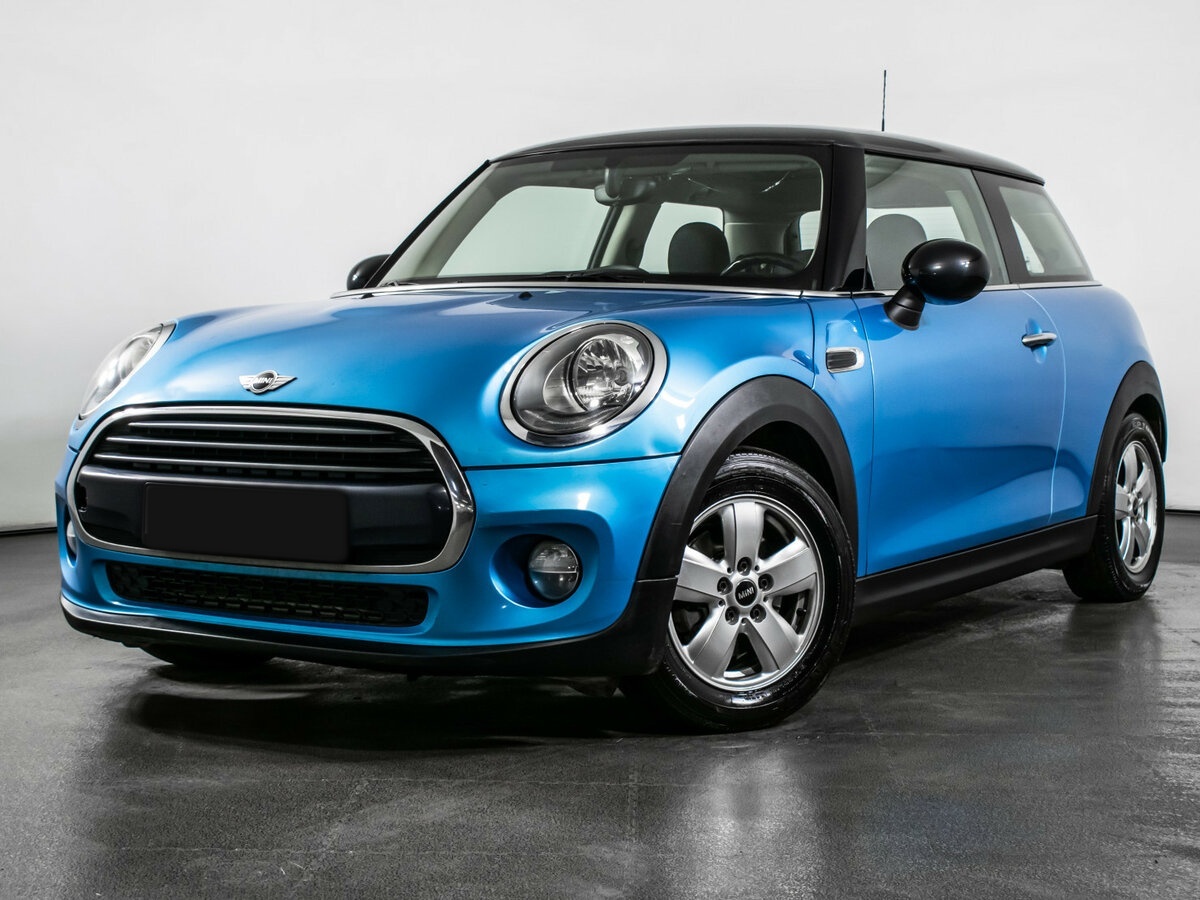 Mini Hatch 2017 года с пробегом. Посмотреть фото
