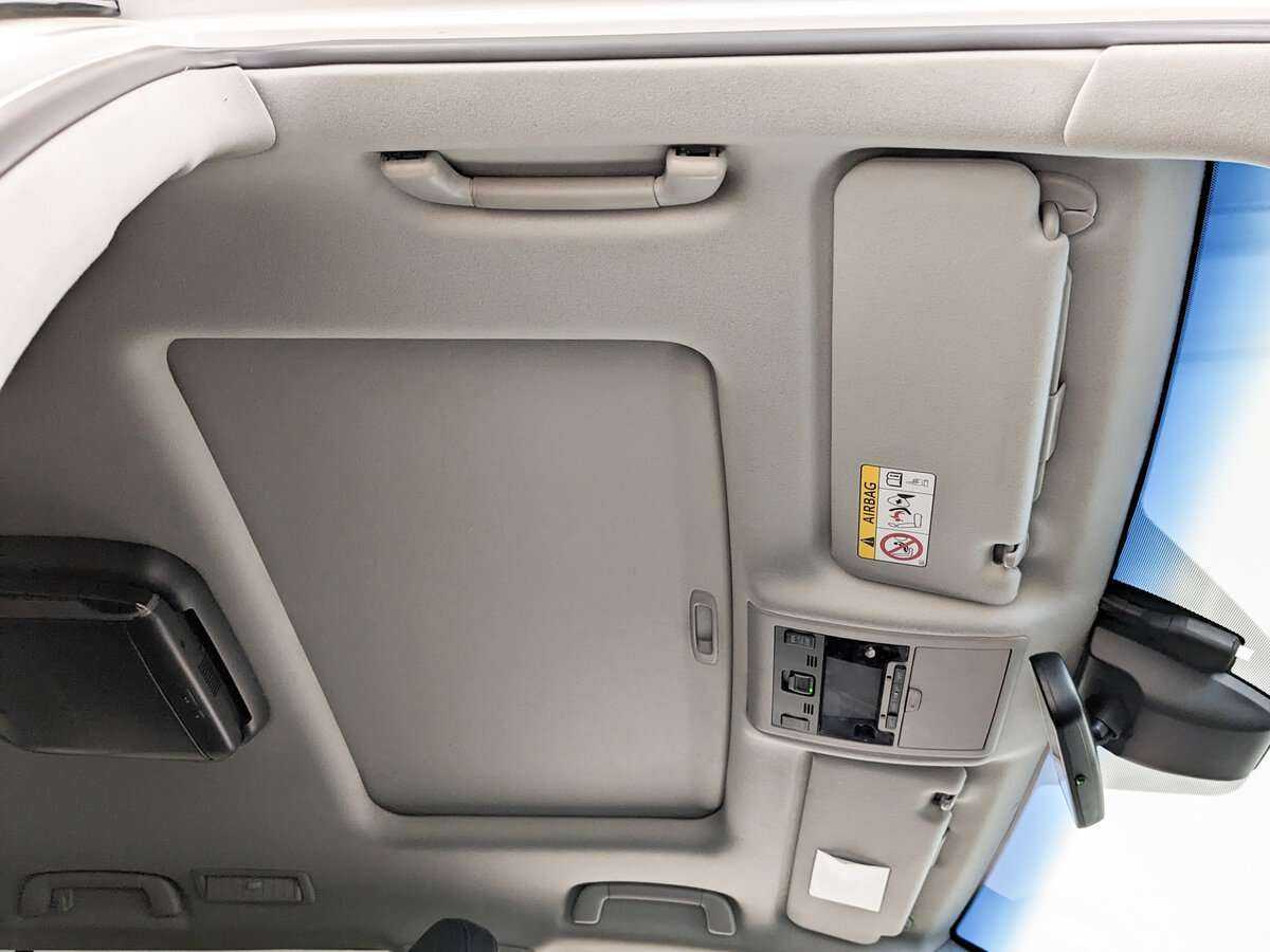 Toyota Land Cruiser 2017 года с пробегом. Фото: #16