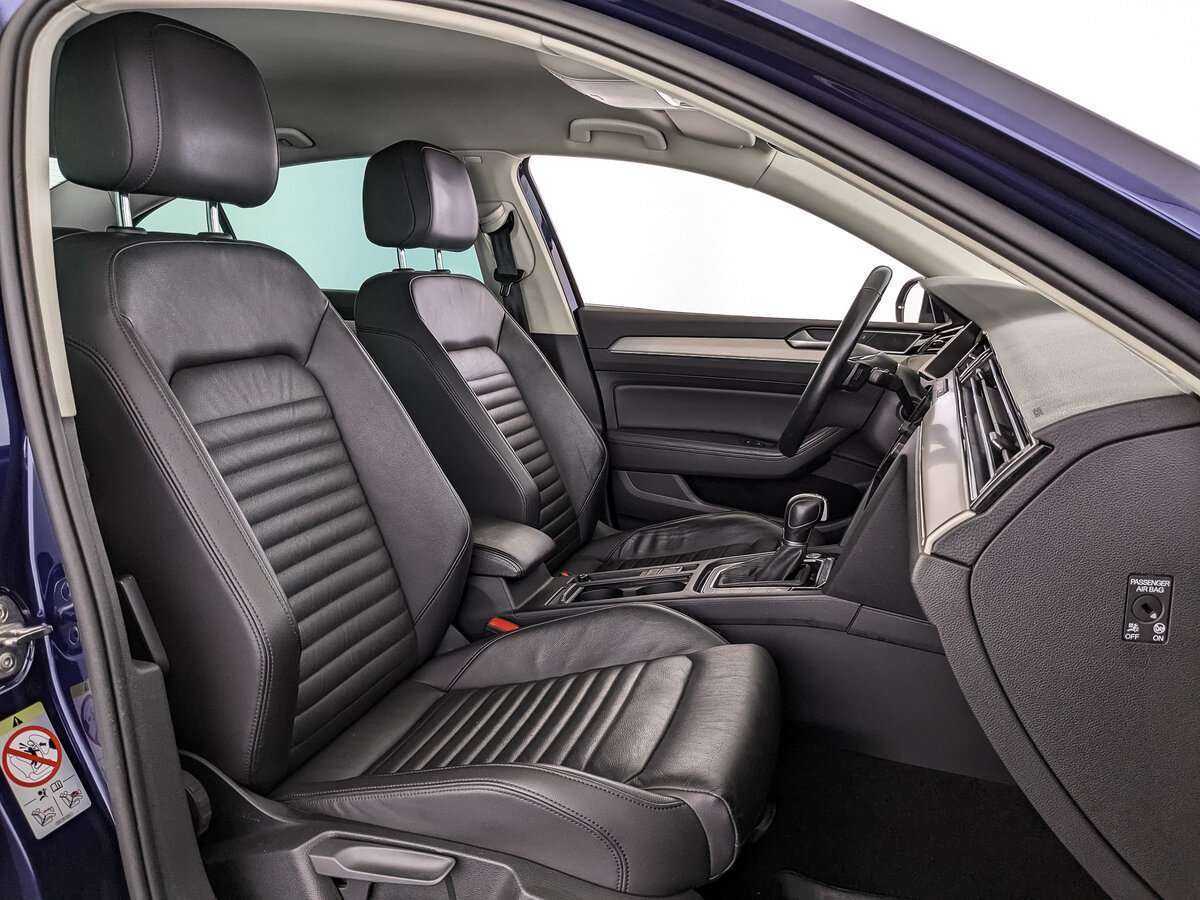 Volkswagen Passat 2019 года с пробегом. Фото: #19