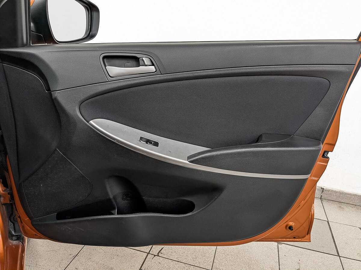 Hyundai Solaris 2015 года с пробегом. Фото: #21