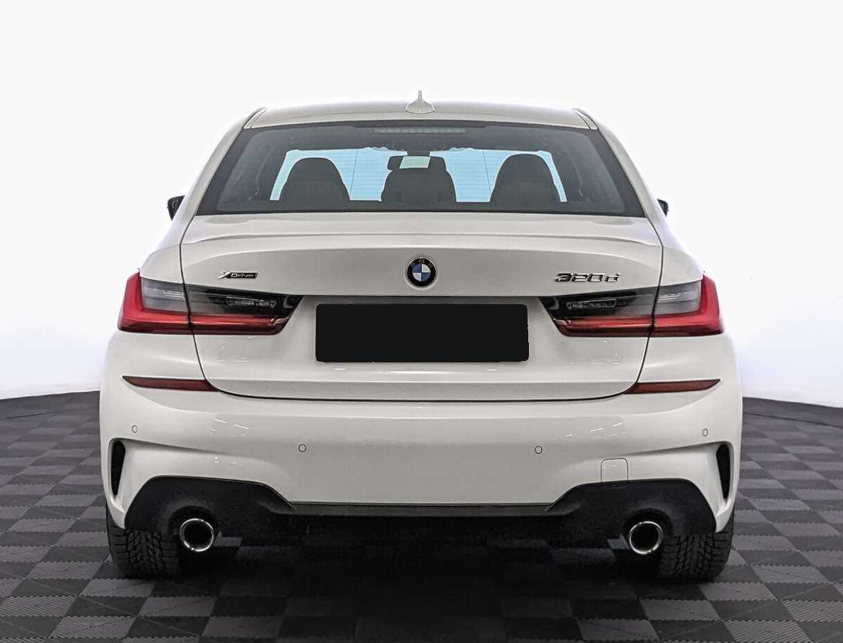 BMW 3 серии 2021 года с пробегом. Фото: #5