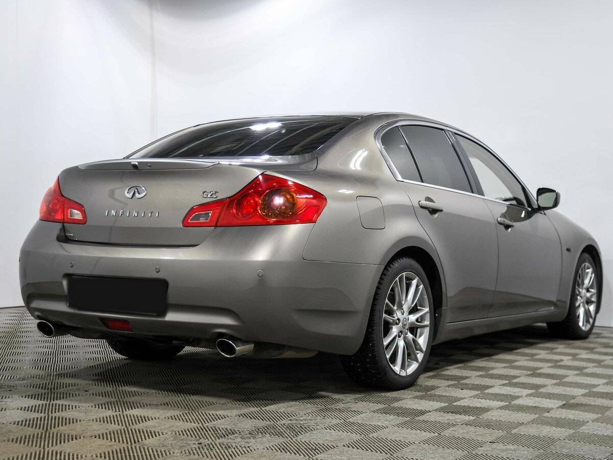Infiniti G 2013 года с пробегом. Фото: #3