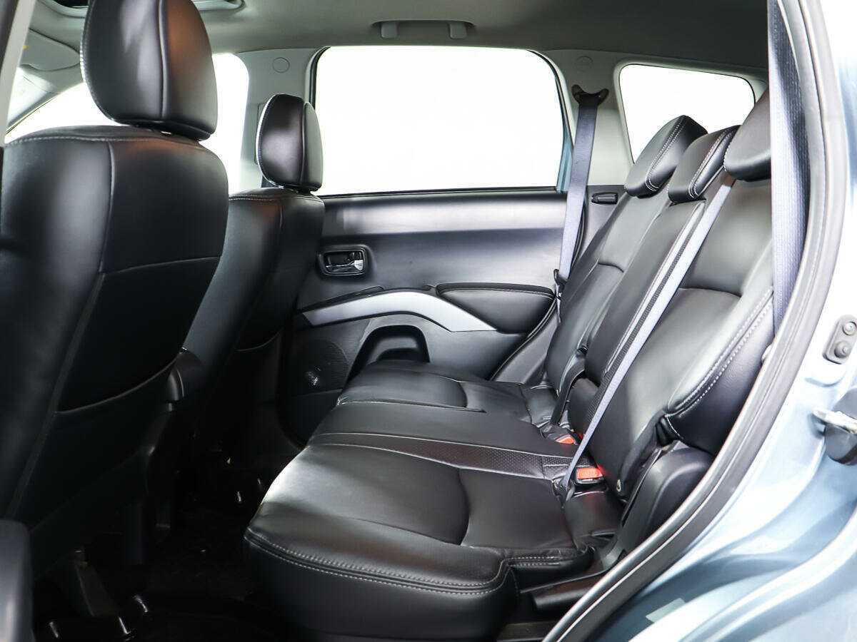 Mitsubishi Outlander 2008 года с пробегом. Фото: #9
