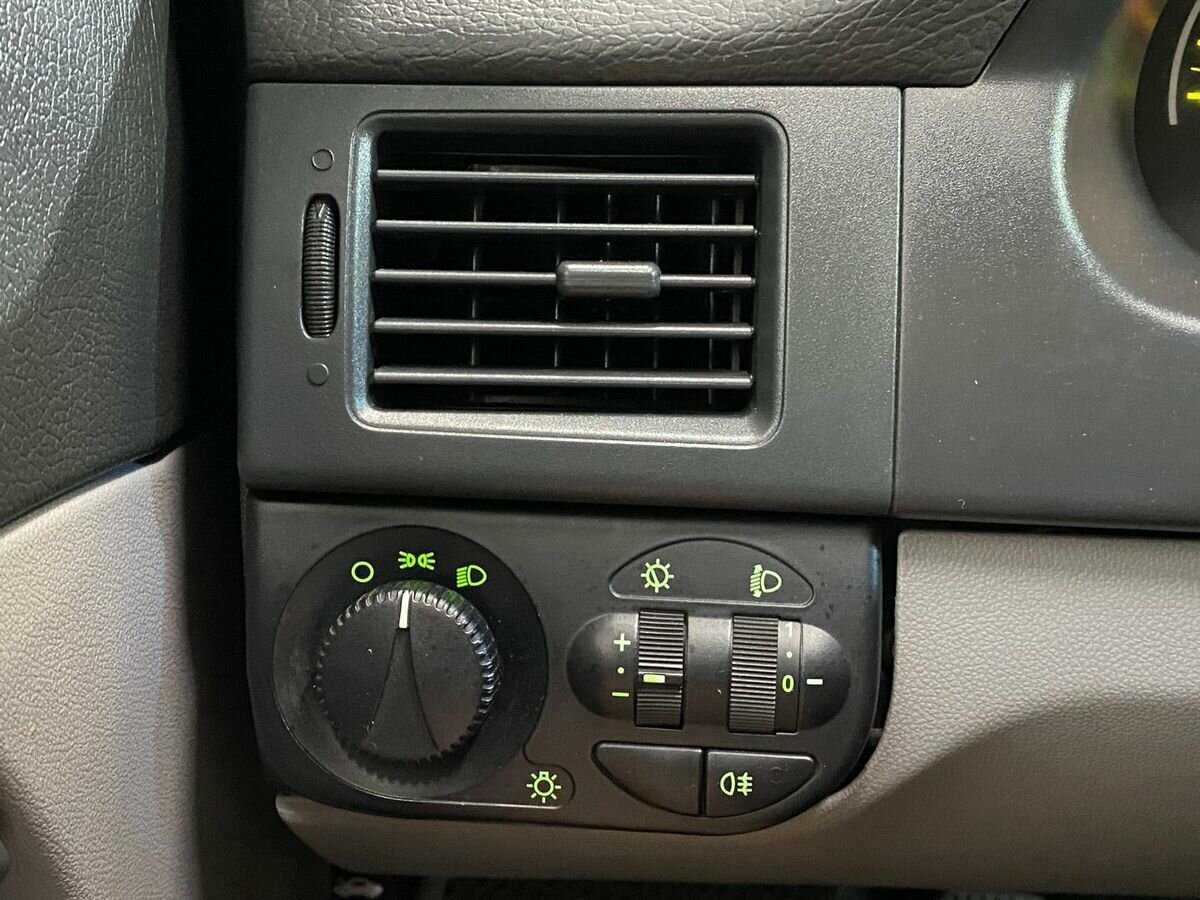 Lada (ВАЗ) Priora 2011 года с пробегом. Фото: #12