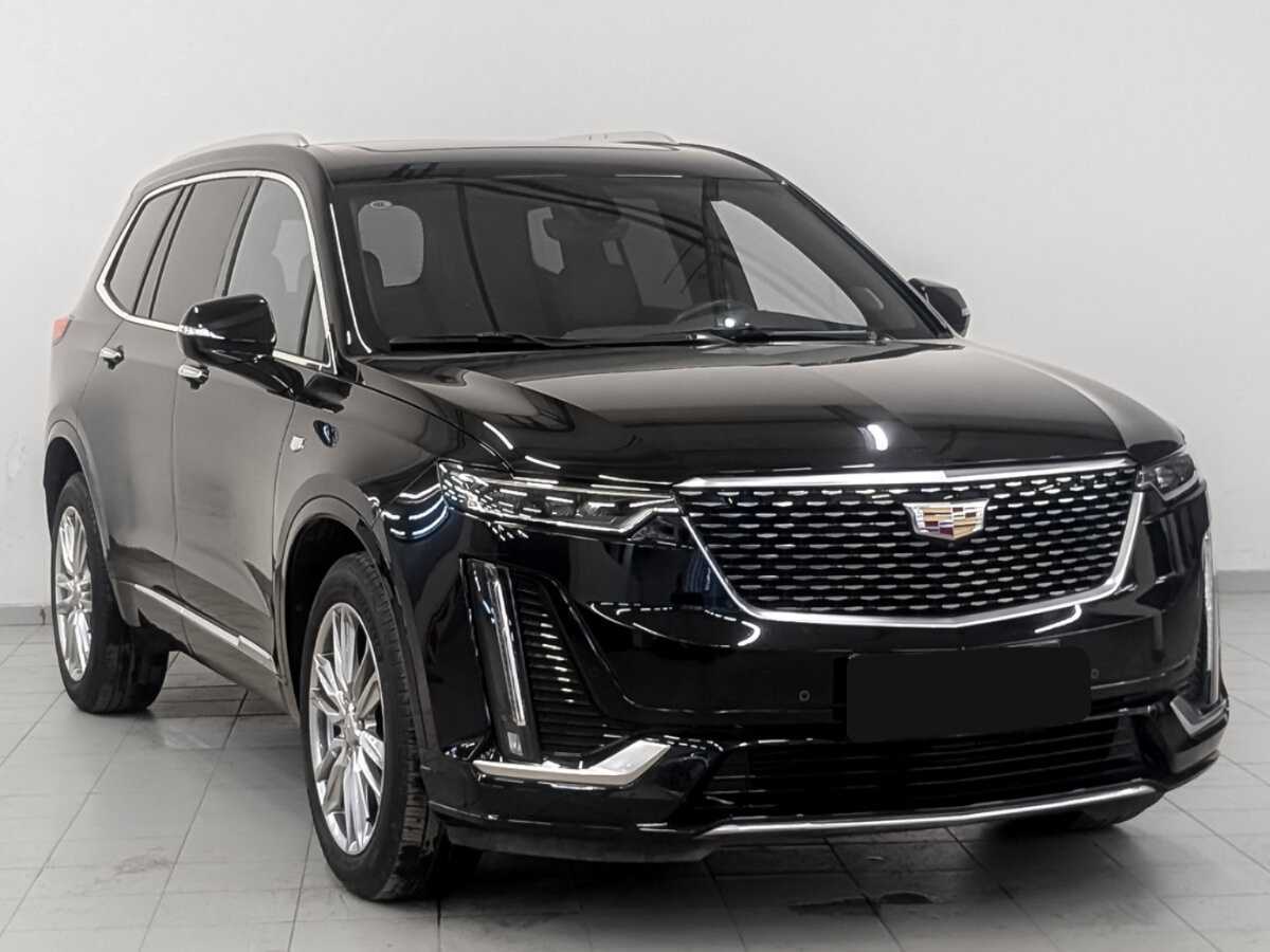 Cadillac XT6 2023 года с пробегом. Фото: #2