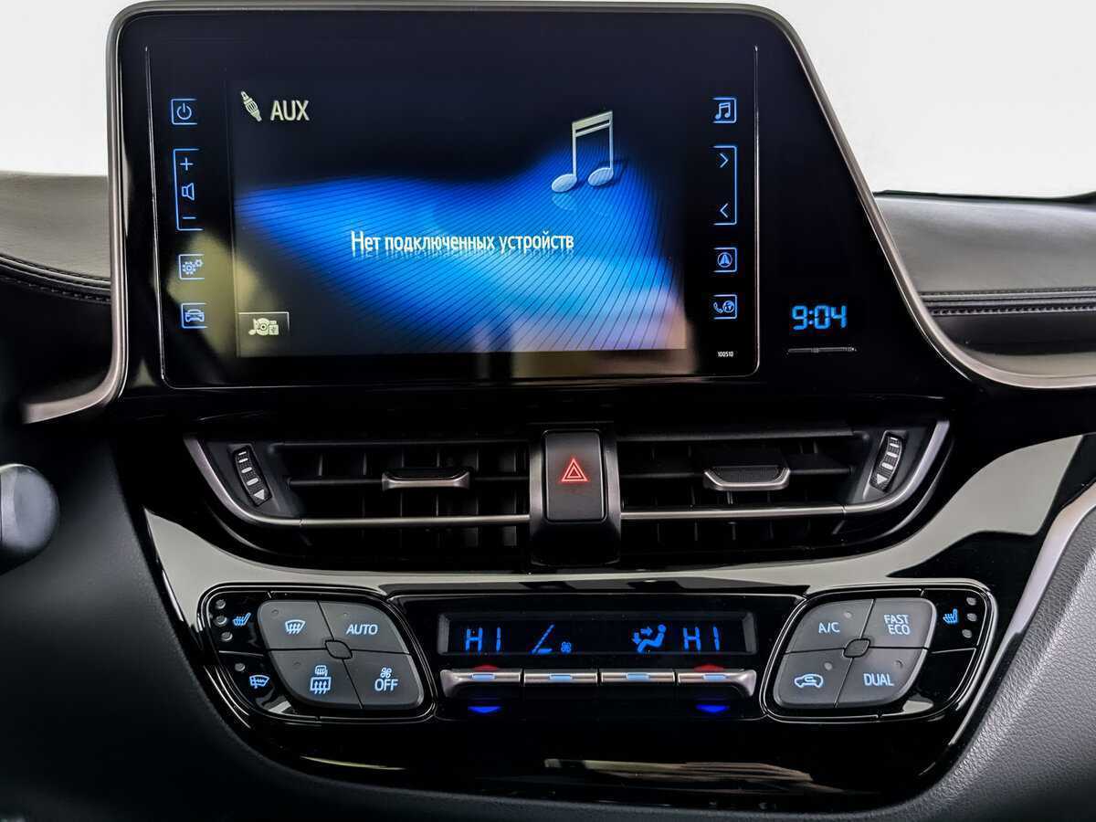 Toyota C-HR 2019 года с пробегом. Фото: #14