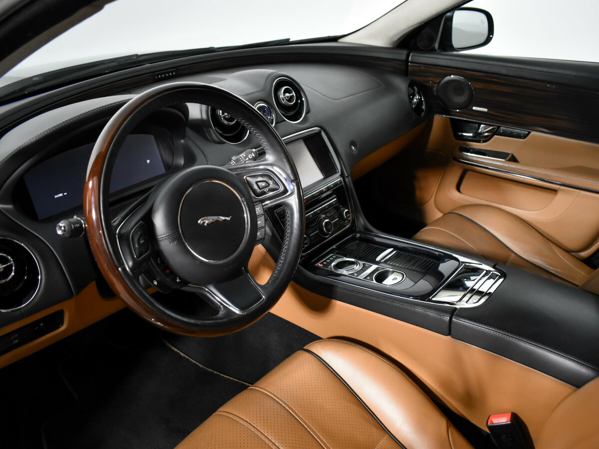 Jaguar XJ 2011 года с пробегом. Фото: #6