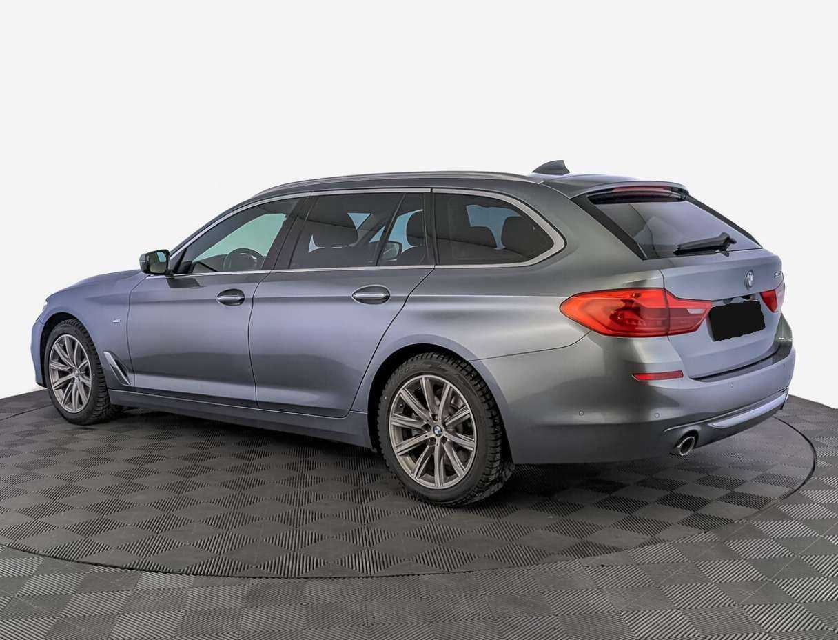 BMW 5 серии 2019 года с пробегом. Фото: #6