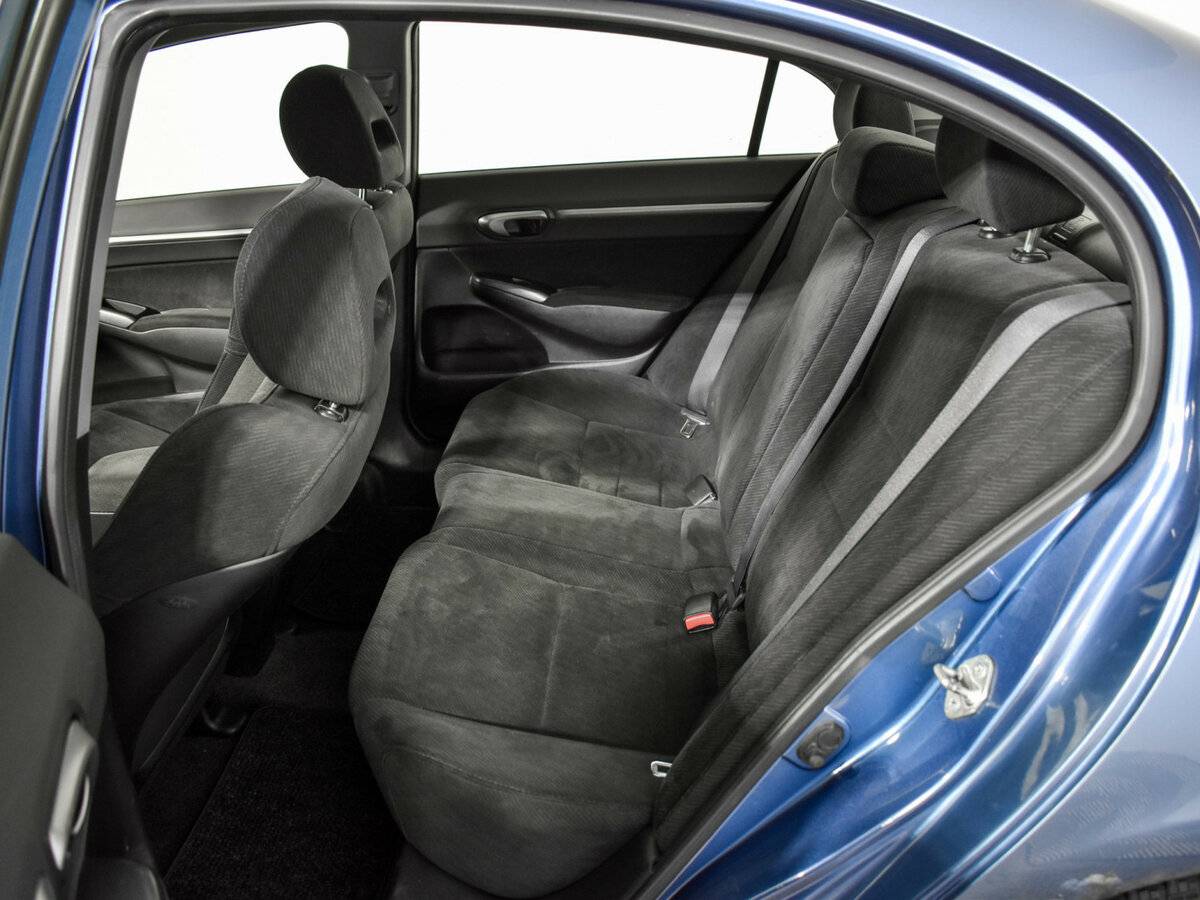 Honda Civic 2009 года с пробегом. Фото: #10