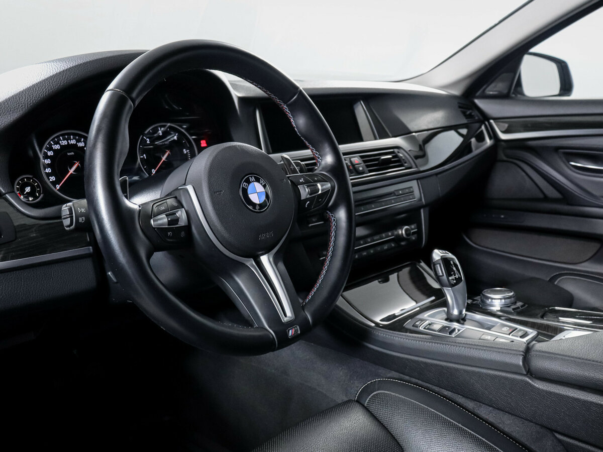 BMW 5 серии 2016 года с пробегом. Фото: #10