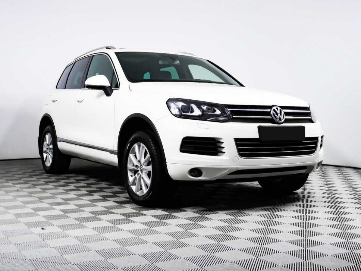 Volkswagen Touareg 2011 года с пробегом. Фото: #2
