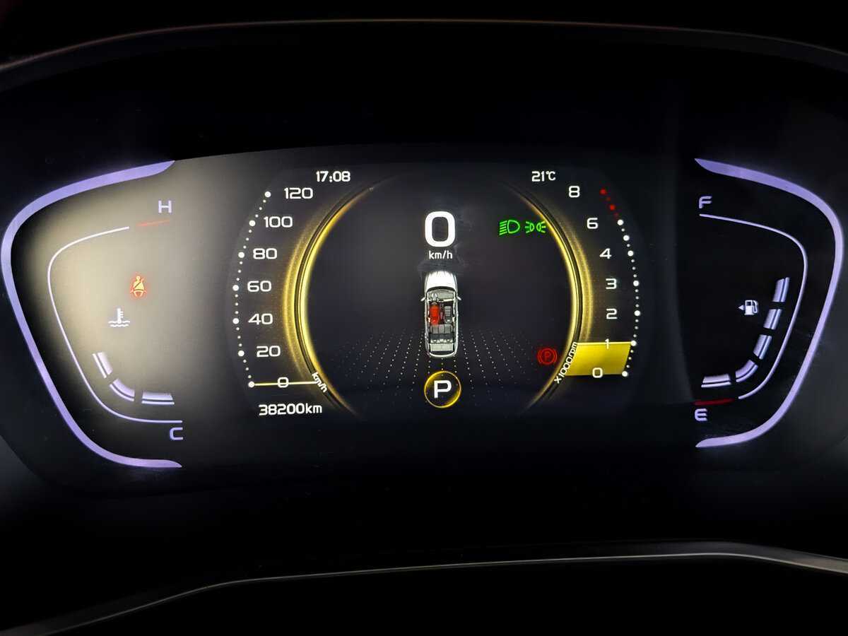 Geely Coolray 2020 года с пробегом. Фото: #10