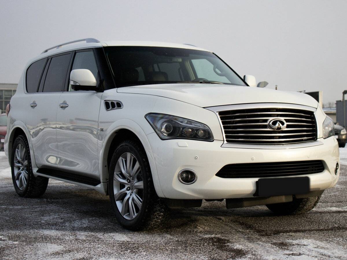 Infiniti QX80 2014 года с пробегом. Фото: #2