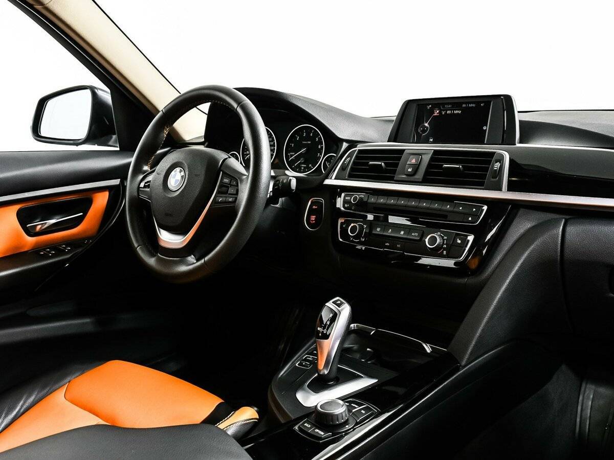 BMW 3 серии 2017 года с пробегом. Фото: #8