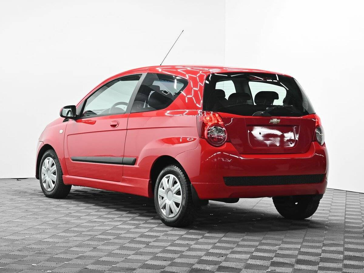 Chevrolet Aveo 2010 года с пробегом. Фото: #2
