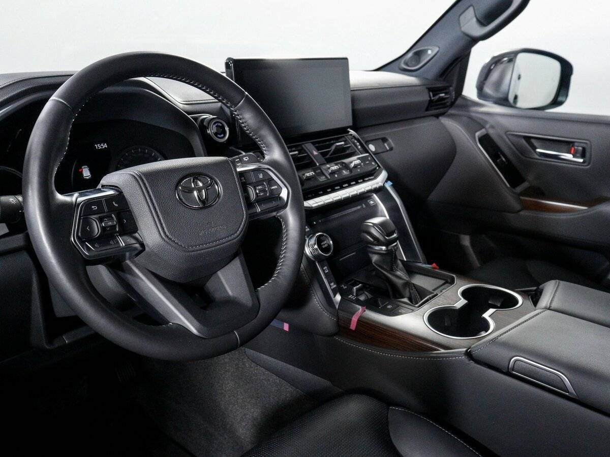 Toyota Land Cruiser 2022 года с пробегом. Фото: #10