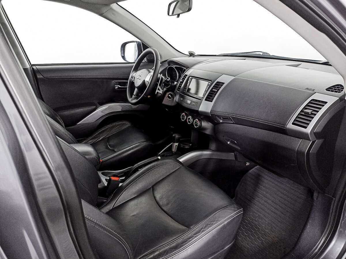 Mitsubishi Outlander 2010 года с пробегом. Фото: #10