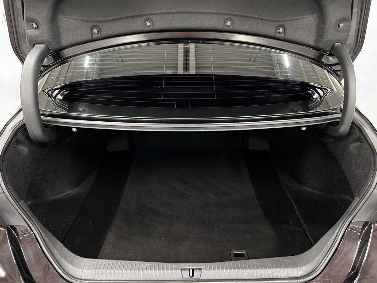 Toyota Avalon 2022 года с пробегом. Фото: #9