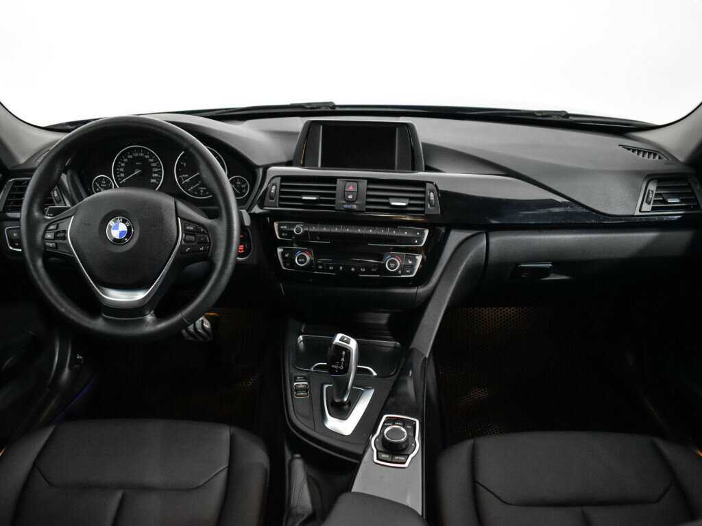 BMW 3 серии 2017 года с пробегом. Фото: #11