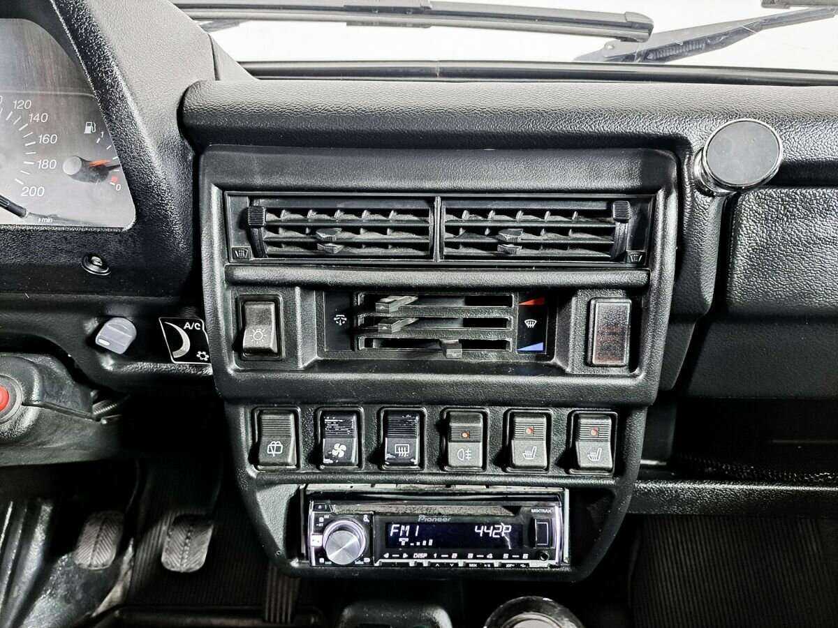 Lada (ВАЗ) 2121 (4x4) 2017 года с пробегом. Фото: #12