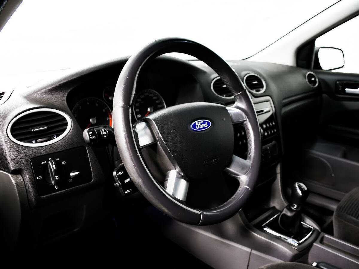 Ford Focus 2005 года с пробегом. Фото: #12