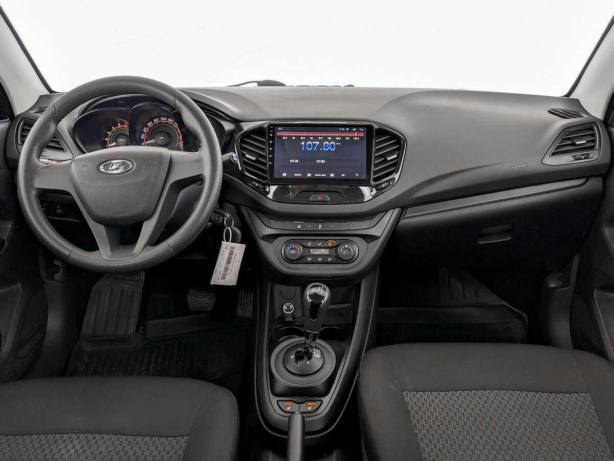 Lada (ВАЗ) Vesta 2018 года с пробегом. Фото: #11