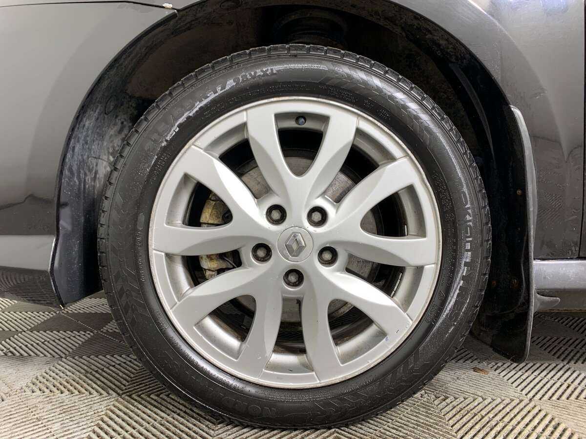 Renault Laguna 2008 года с пробегом. Фото: #8