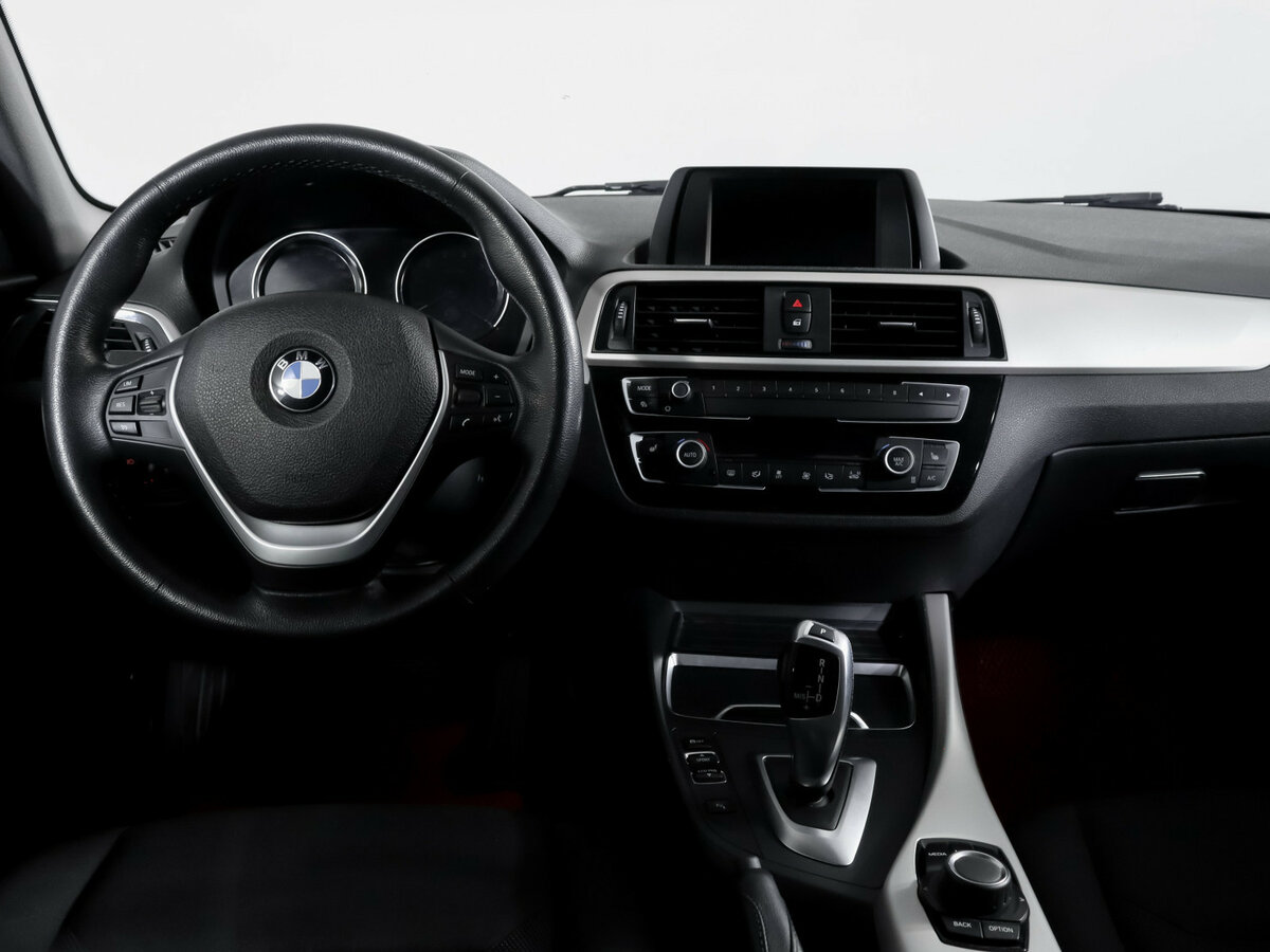 BMW 1 серии 2018 года с пробегом. Фото: #11