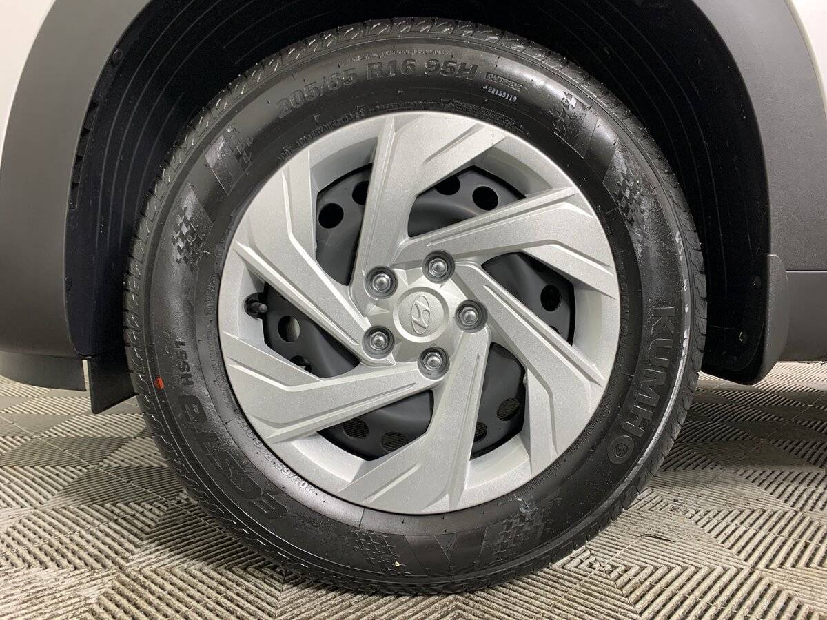 Solaris HC 2024 года с пробегом. Фото: #8