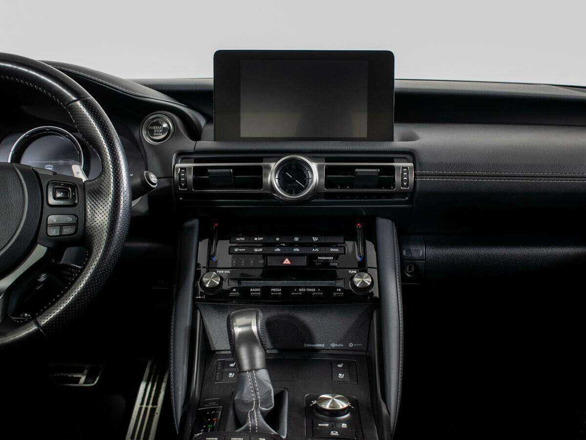 Lexus IS 2021 года с пробегом. Фото: #7