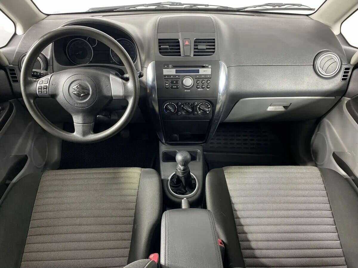 Suzuki SX4 2010 года с пробегом. Фото: #7