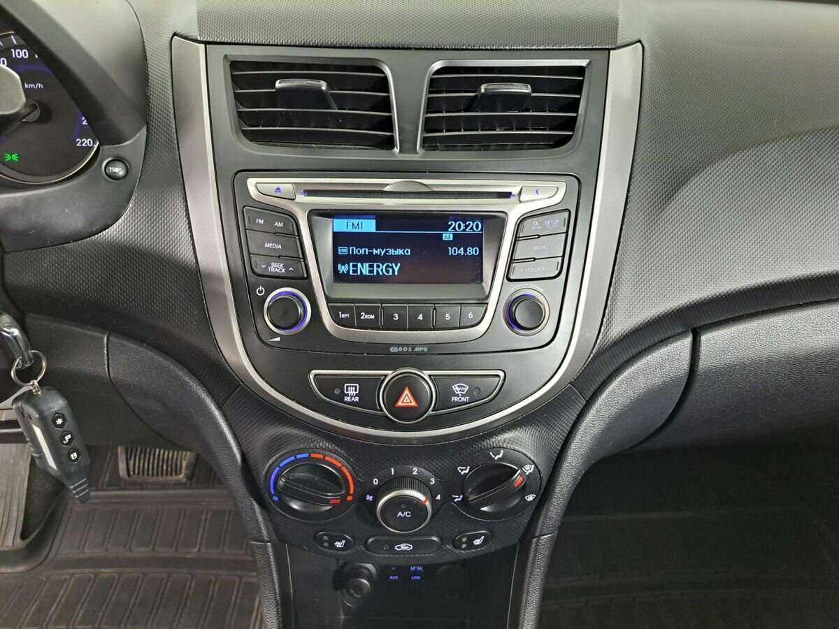 Hyundai Solaris 2014 года с пробегом. Фото: #12